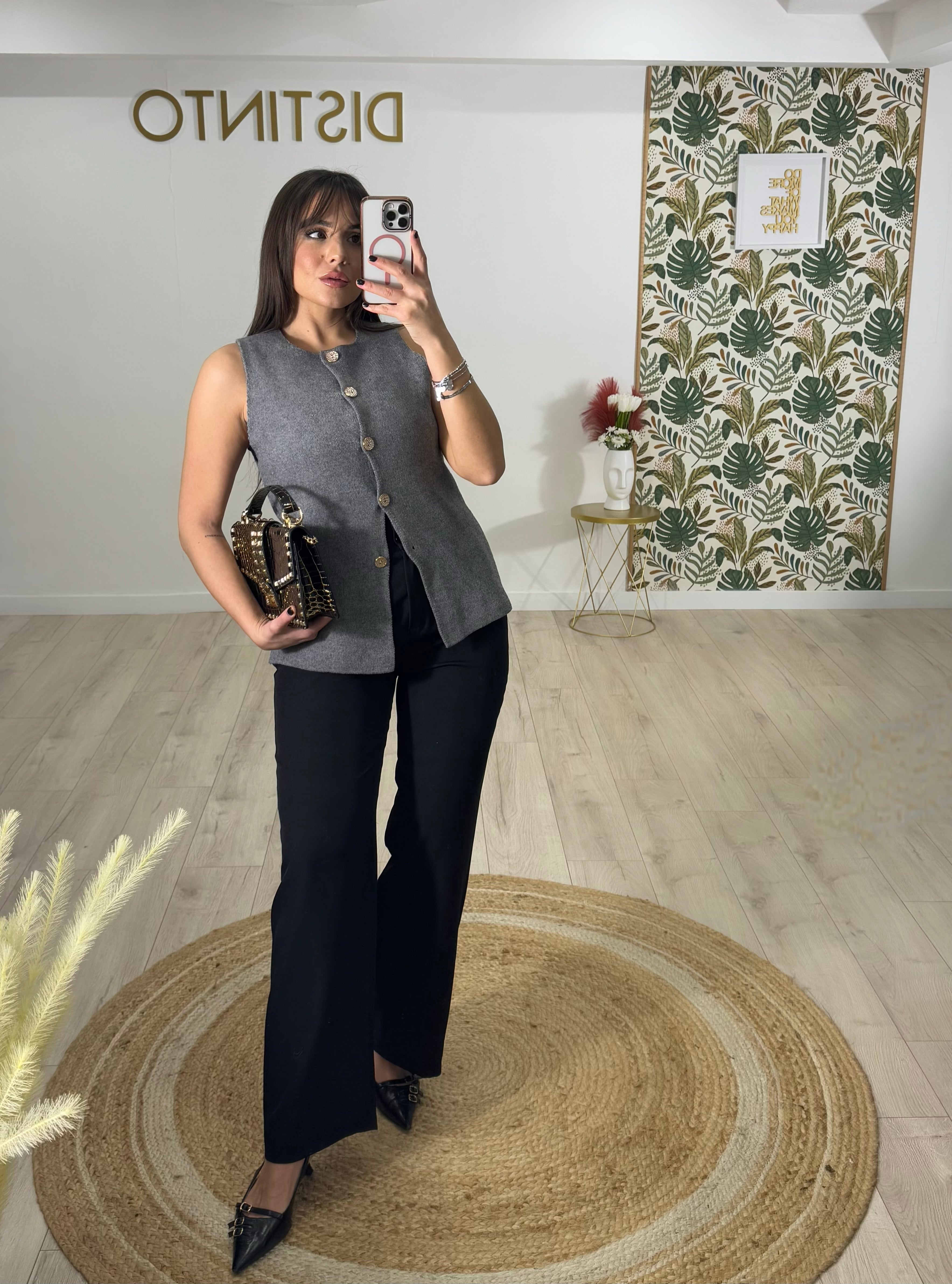 Pantaloni due bottoni