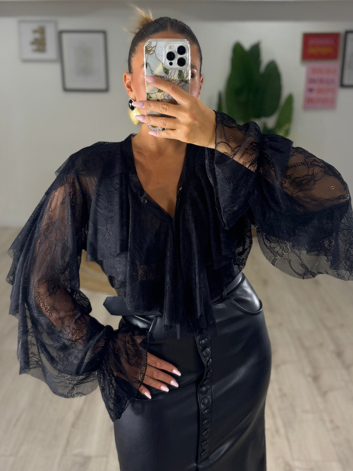 Blusa in Pizzo Nera