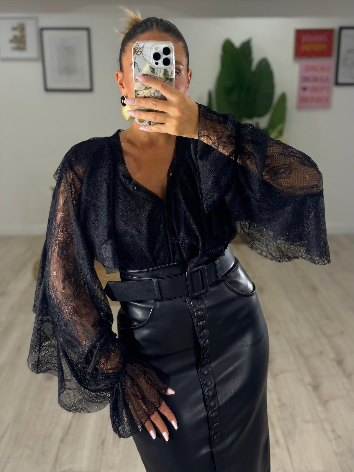 Blusa in Pizzo Nera