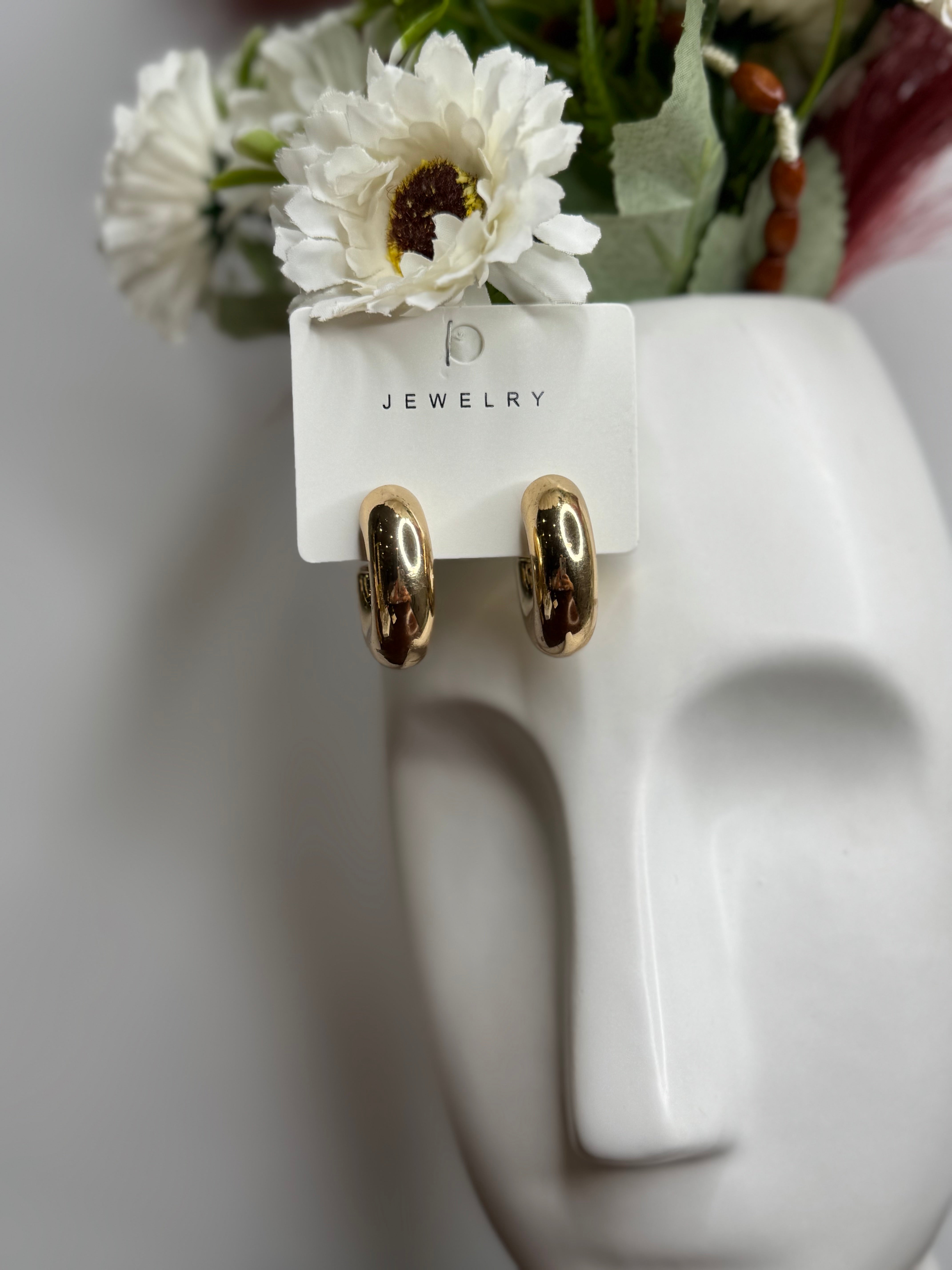 Orecchino mezzo cerchio