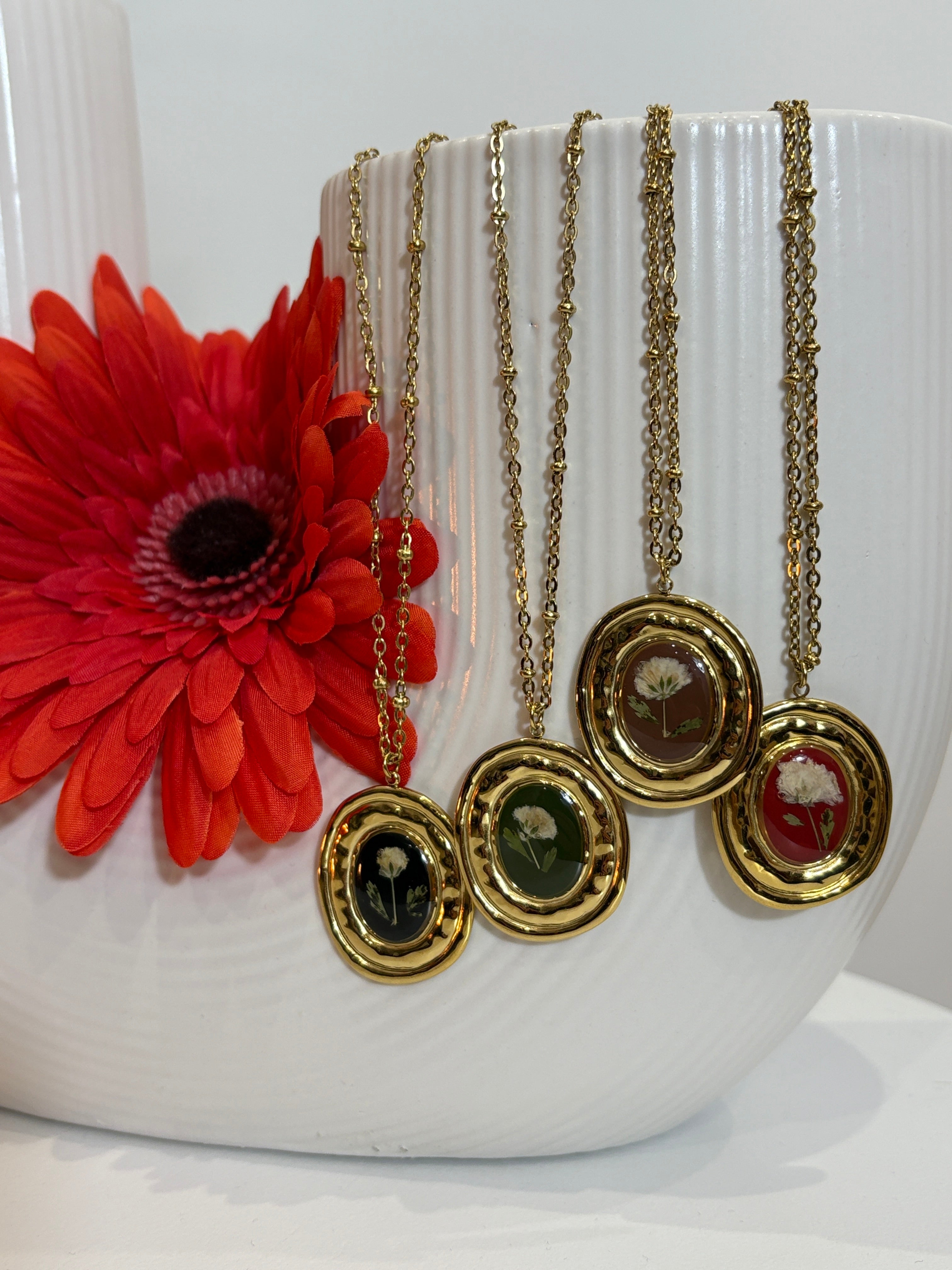 Collana Fiore Resina