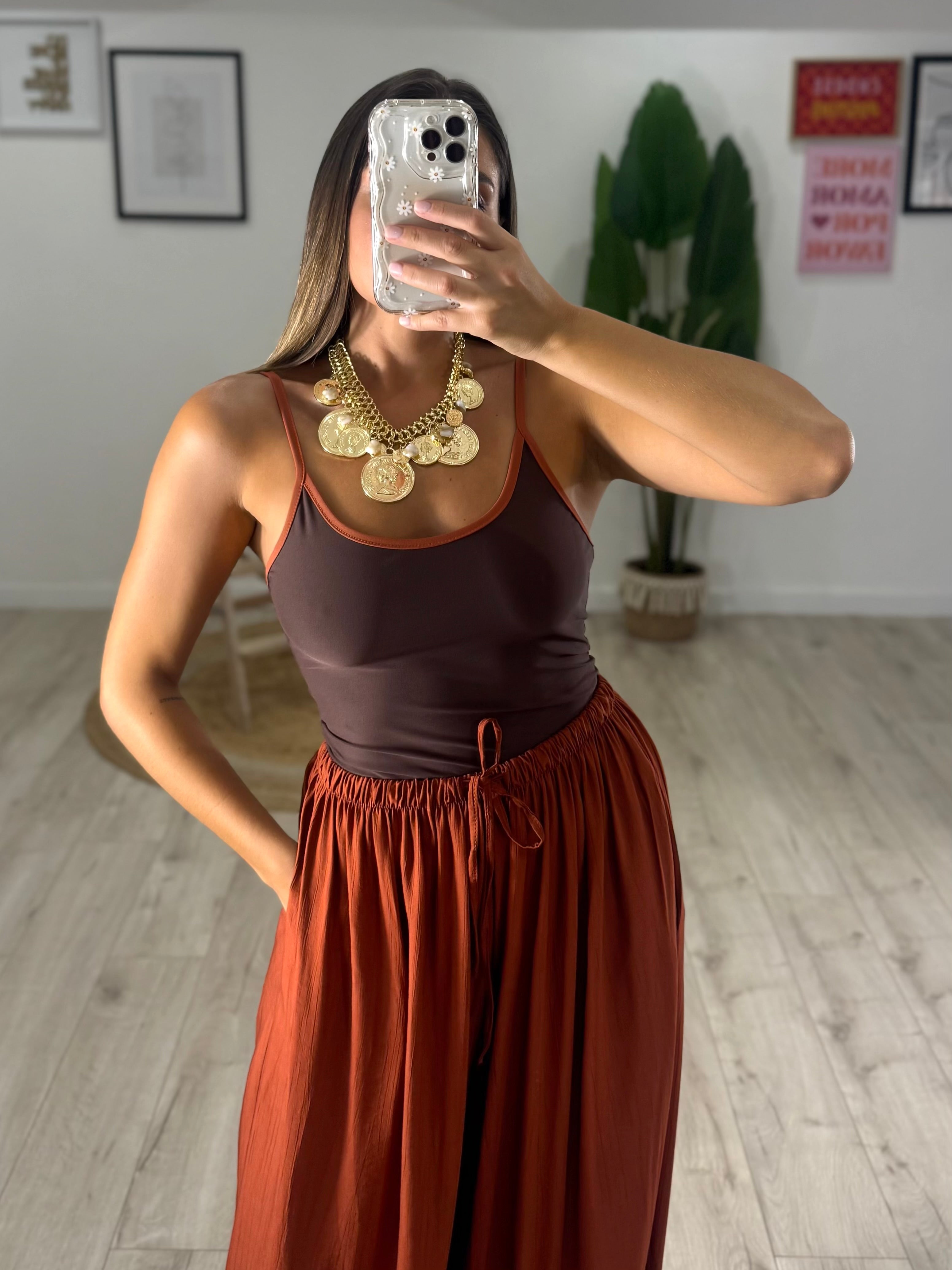 Body Simple Marrone