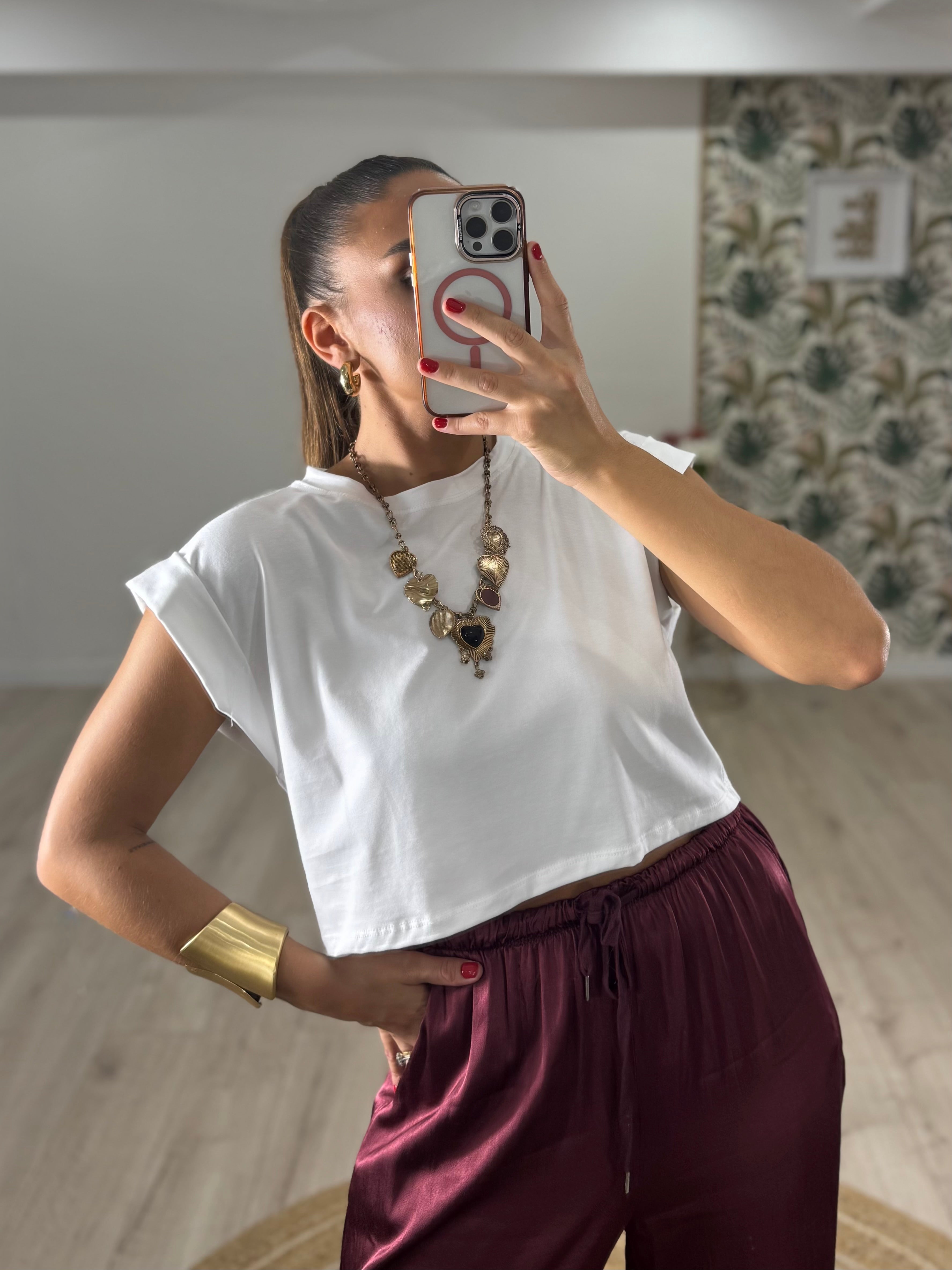 T-shirt crop con manica a risvolto