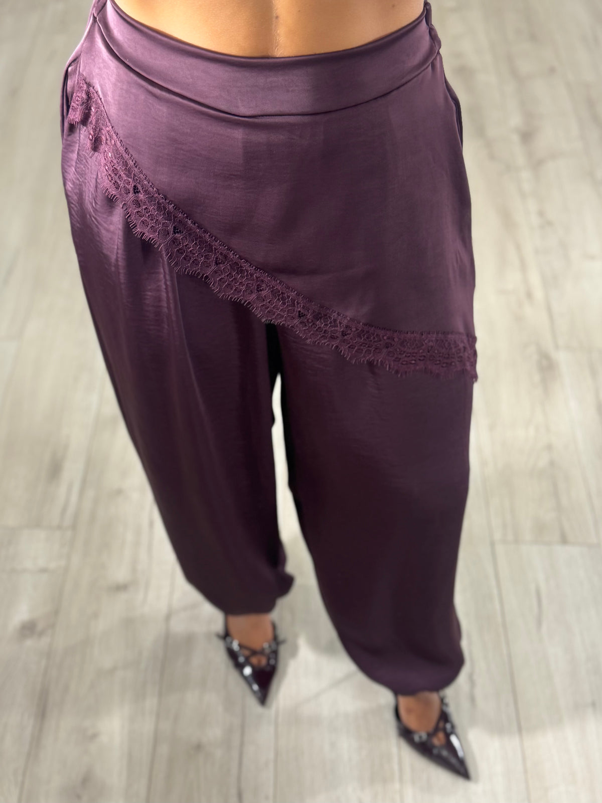 Pantalone "CLEO" prugna