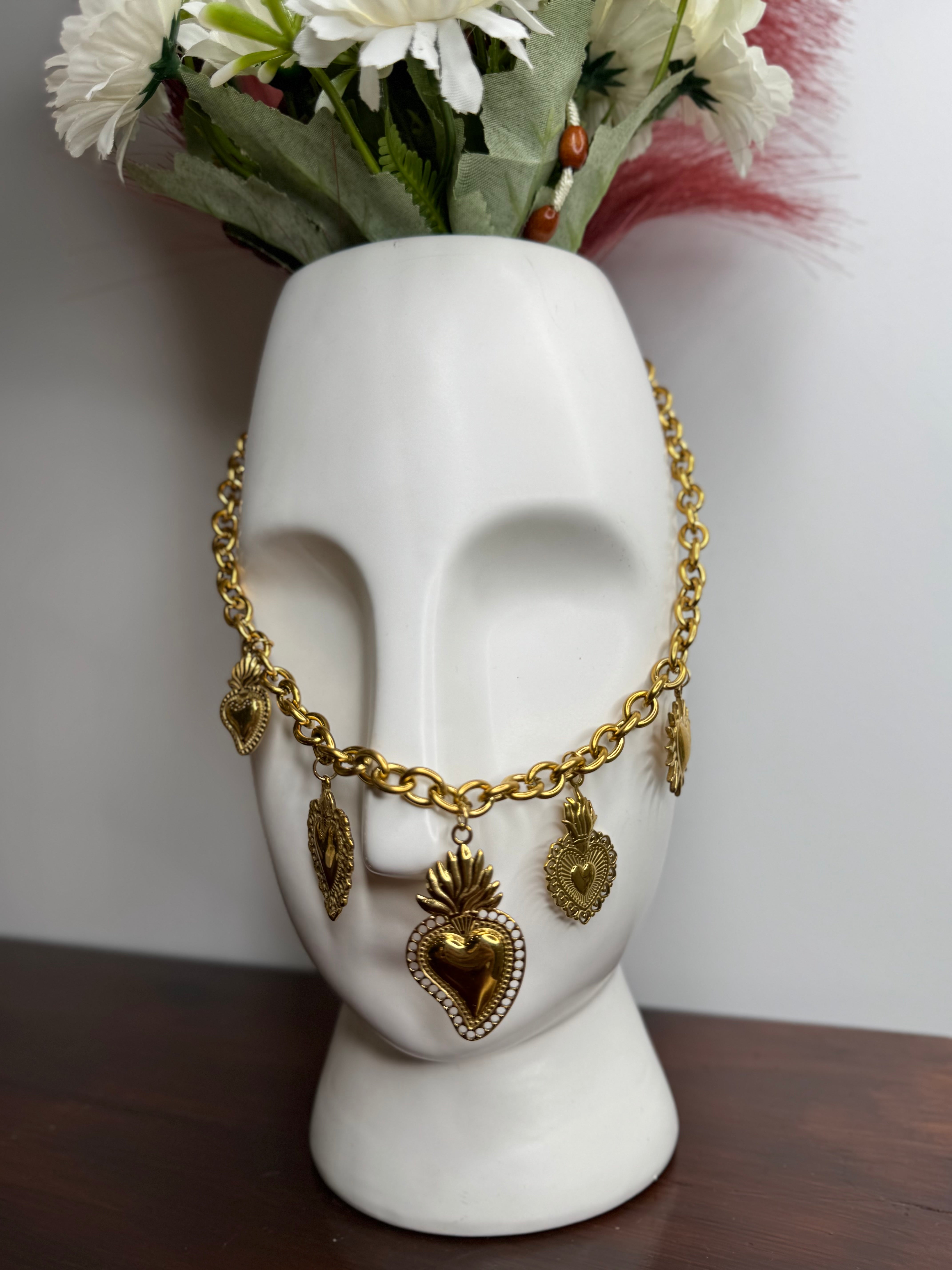 Collana cuore sacro