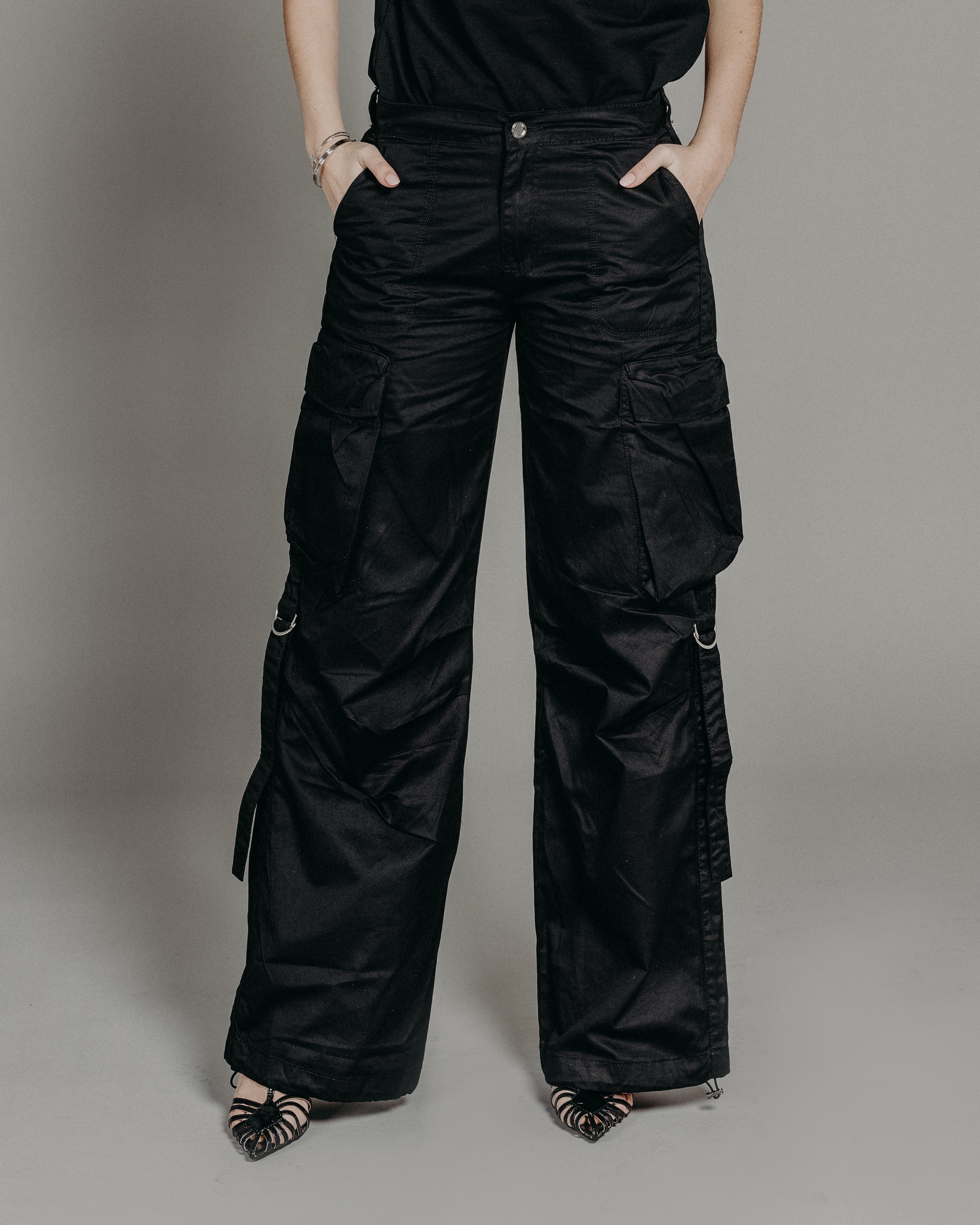 Pantalone cargo nero